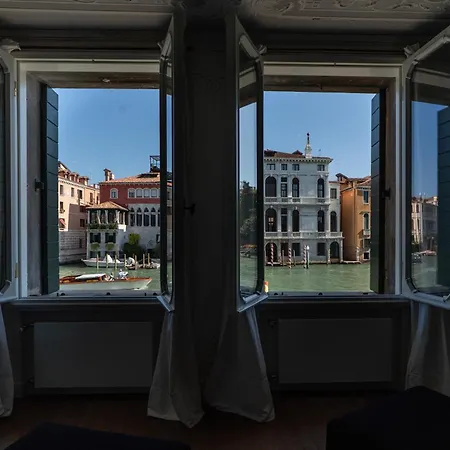 Ca' Luce Canal Grande Gæstehus