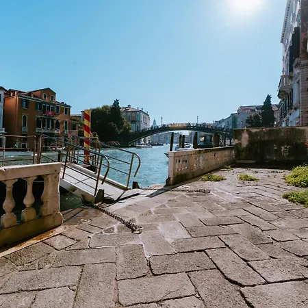 Ca' Luce Canal Grande 4* Venedig